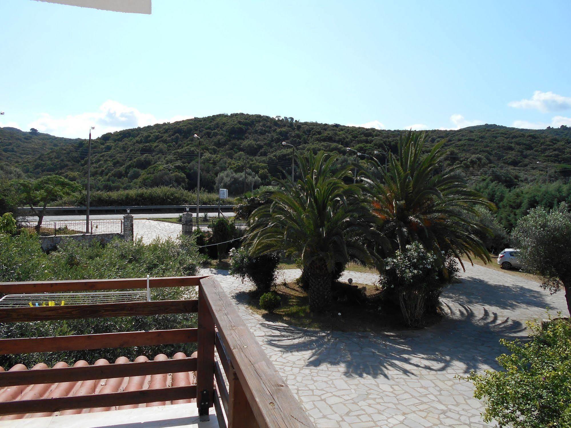 Hotel Kari Ouranoupoli Dış mekan fotoğraf