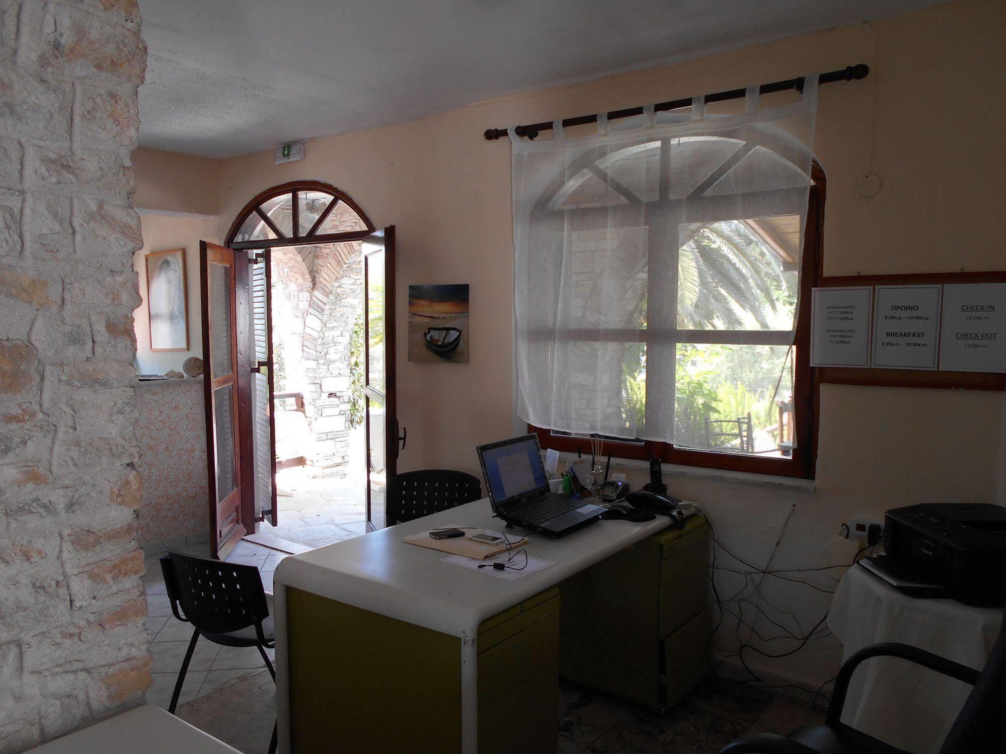 Hotel Kari Ouranoupoli Dış mekan fotoğraf