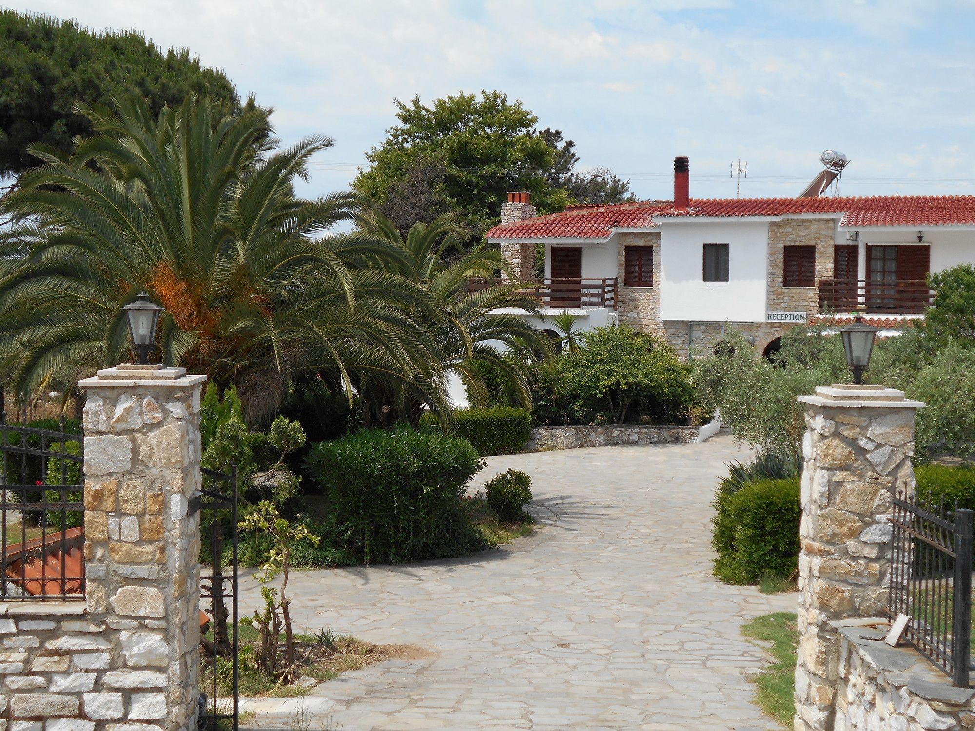 Hotel Kari Ouranoupoli Dış mekan fotoğraf